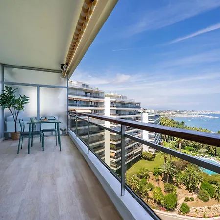 La Mirandole Bleue, Votre Escapade Face A La * Vallauris