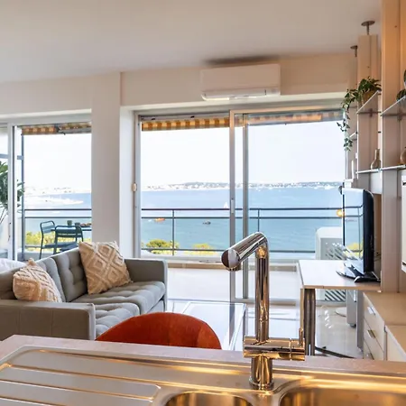 La Mirandole Bleue, Votre Escapade Face A La